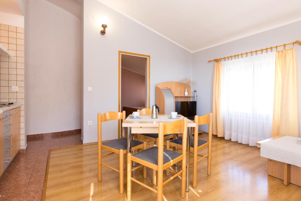 Villa Paradiso Punat Ngoại thất bức ảnh